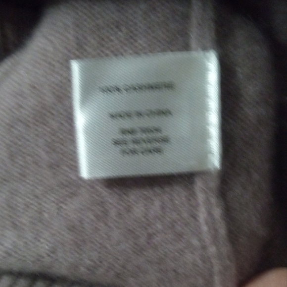 Orvis Dusty Lavender Super Soft 100% Cashmere Turtleneck Sweater Size Medium - Picture 7 of 7
